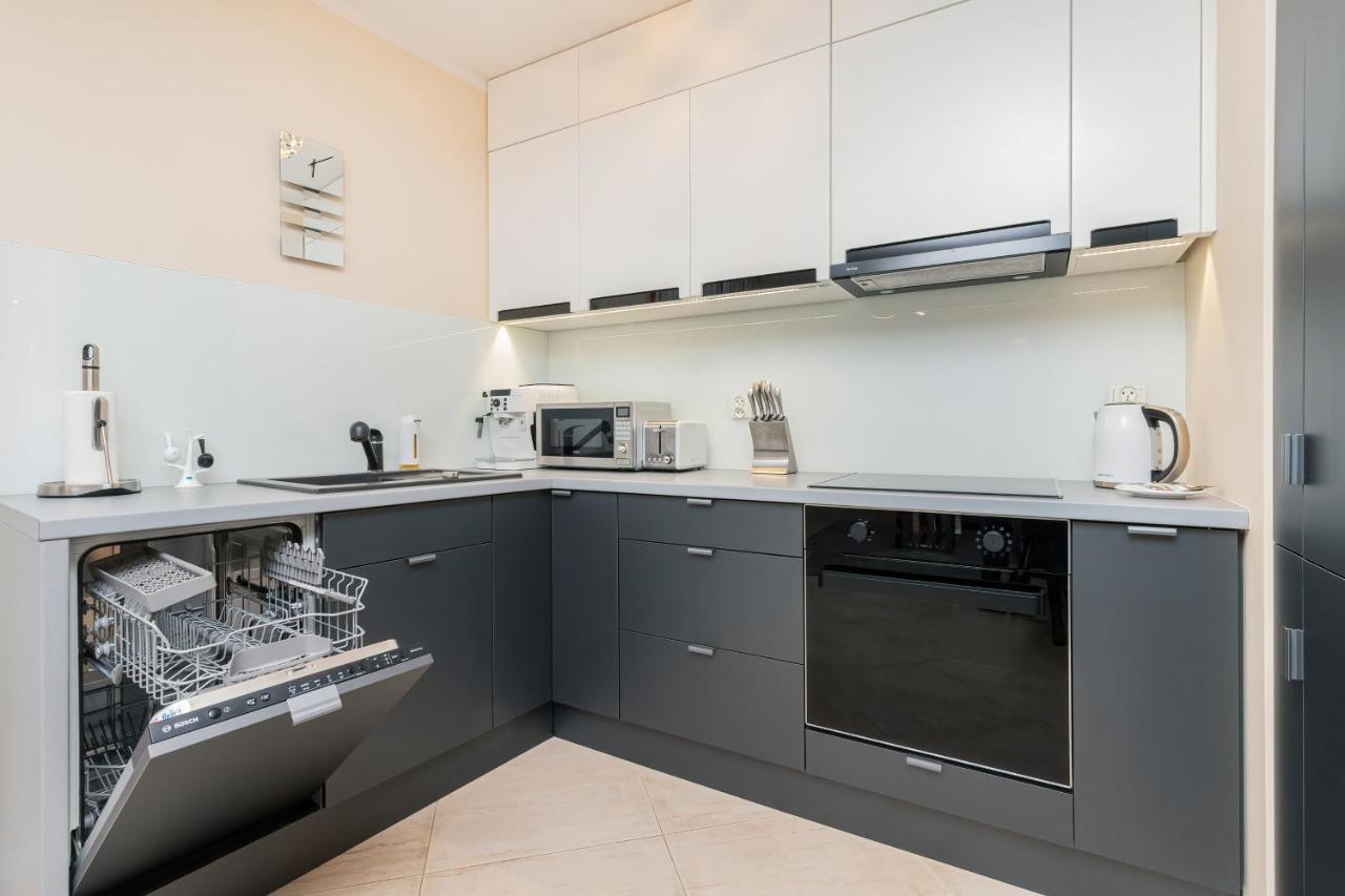 Batorego 7 Gdynia Apartments By Noclegi Renters Buitenkant foto